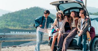 turystyka samochodowa — jak bezpiecznie podróżować