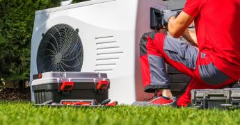 Montaż pompy ciepła.