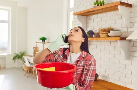 Co robić, kiedy zalał mnie sąsiad, który nie ma ubezpieczenia